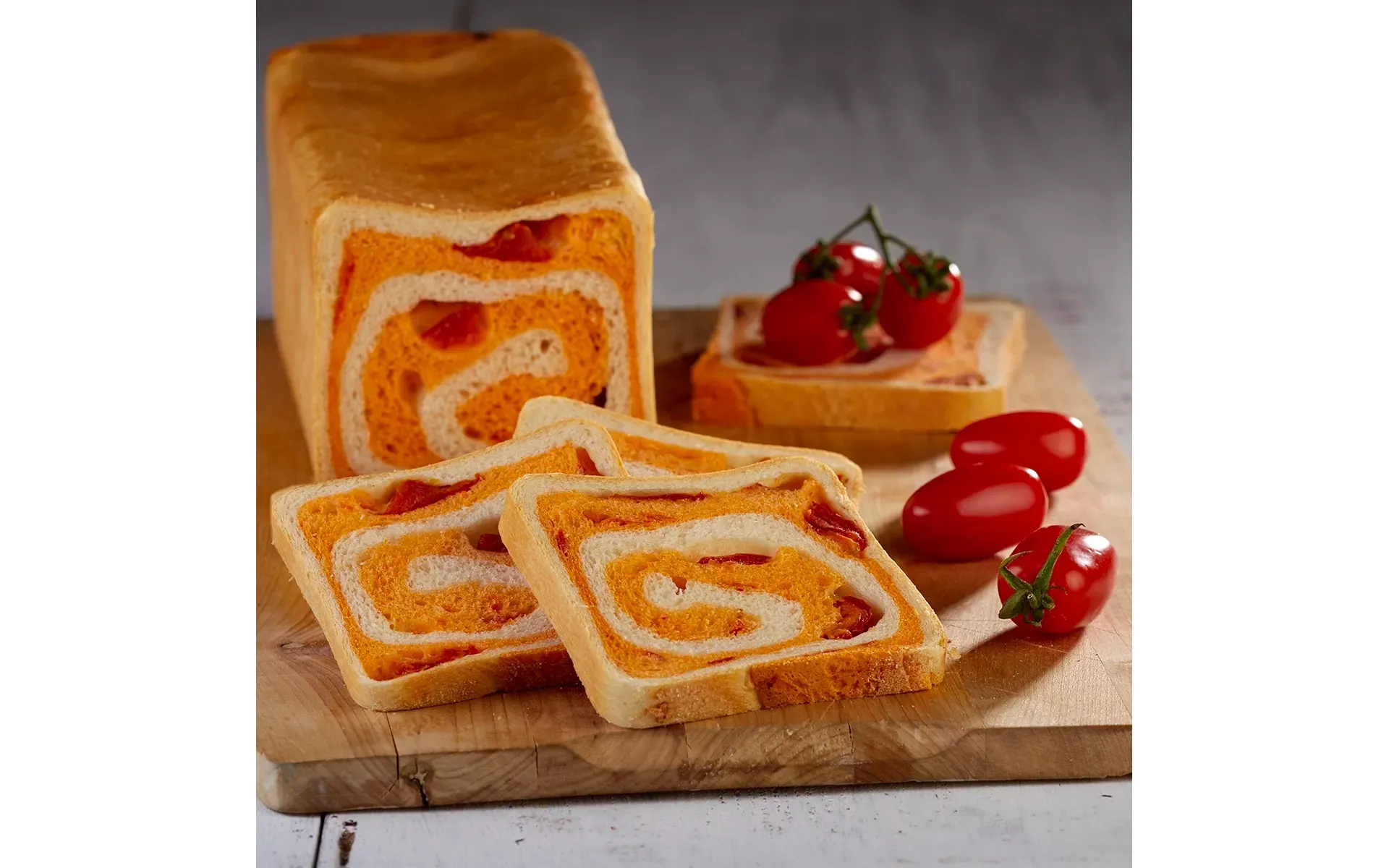 Pane in cassetta con pomodoro e origano - Orogel Food Service