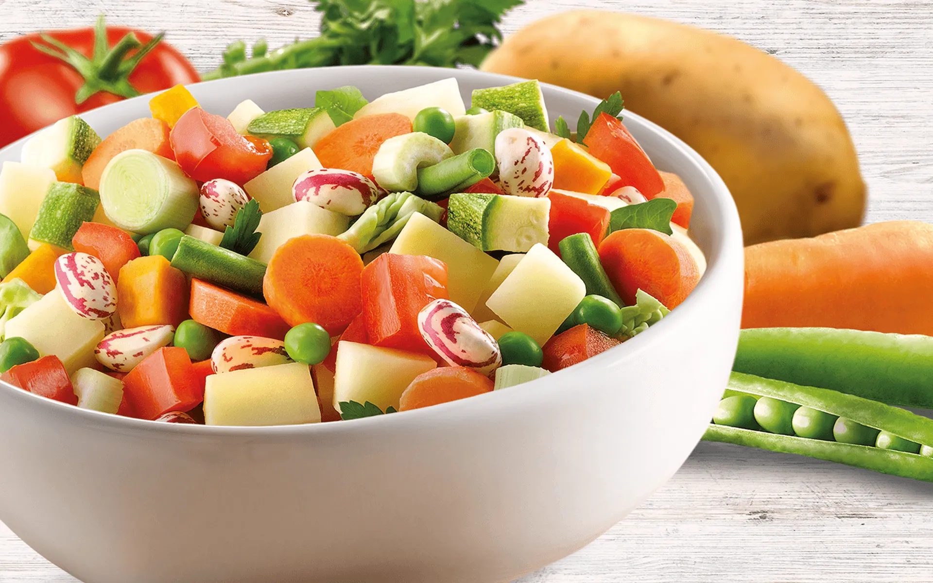 Minestrone di Verdure Orogel, un mix ricco e saporito per un pasto sano.